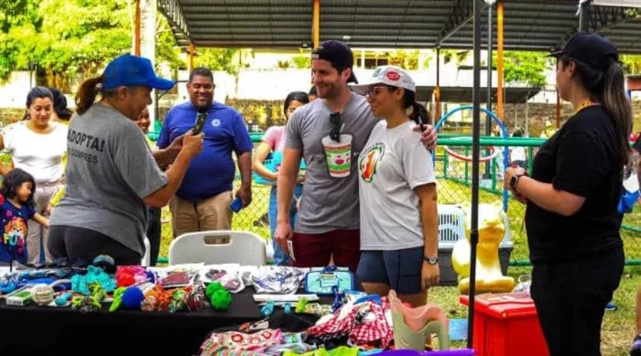 Mayer Mizrachi propone construir la primera clínica veterinaria municipal en Panamá