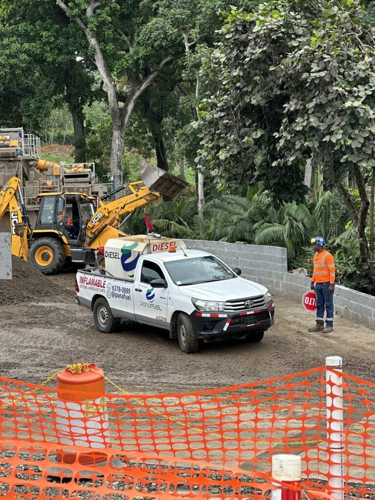 Transporte de combustible seguro y confiable en Panamá con Panafuel